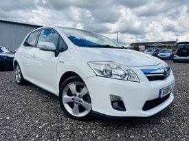 Toyota Auris T Spirit 1.8 Hybrid