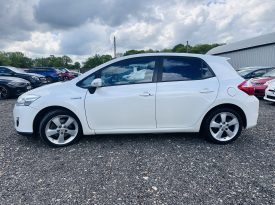 Toyota Auris T Spirit 1.8 Hybrid