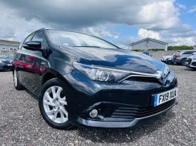 Toyota Auris Estate 1.8 SE Hybrid