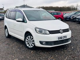 VW Touran Highline 1.4 TSI DSG Automatic