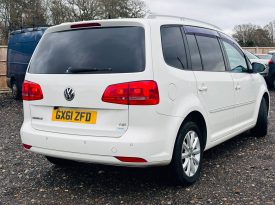 VW Touran Highline 1.4 TSI DSG Automatic