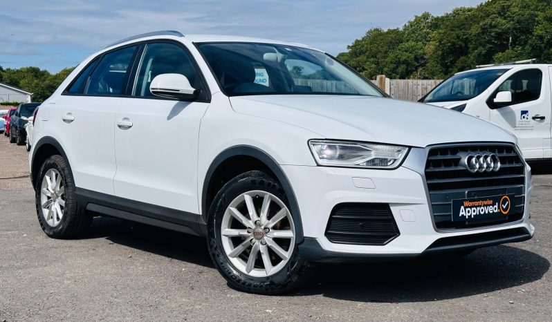 
								Audi Q3 1.4 TFSI SE S Tronic full									