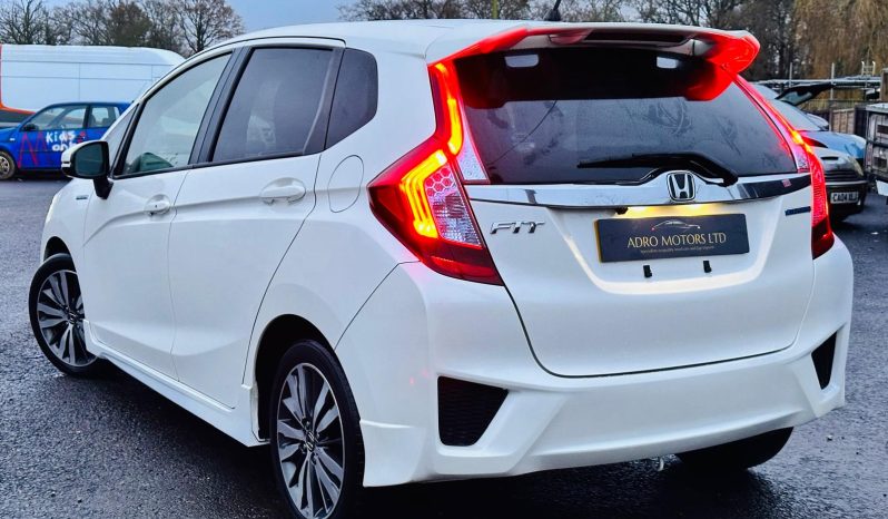 
								Honda Jazz Hybrid S Automatic full									