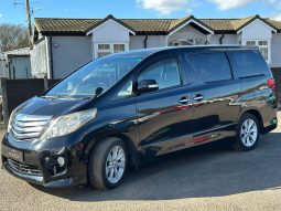 
										Toyota Alphard 240S 8 Seater Automatic full									
