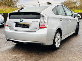 Toyota Prius 1.8L Hybrid Automatic