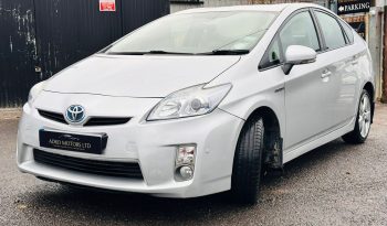 
									Toyota Prius 1.8L Hybrid Automatic full								