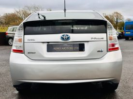 Toyota Prius 1.8L Hybrid Automatic