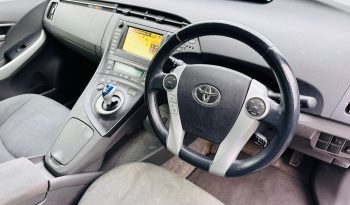 
									Toyota Prius 1.8L Hybrid Automatic full								