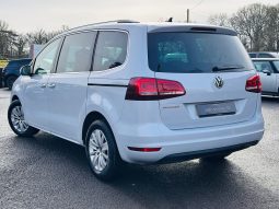 
										Volkswagen Sharan SE Navigation full									