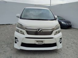 
										Toyota Vellfire Petrol Automatic MPV full									