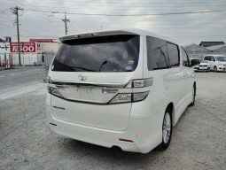 
										Toyota Vellfire Petrol Automatic MPV full									