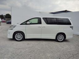 
										Toyota Vellfire Petrol Automatic MPV full									