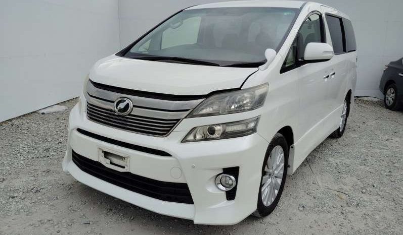 
								Toyota Vellfire Petrol Automatic MPV full									