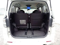 
										Toyota Vellfire Petrol Automatic MPV full									