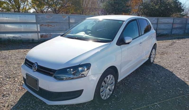 
								Volkswagen Polo Automatic Petrol Hatchback full									