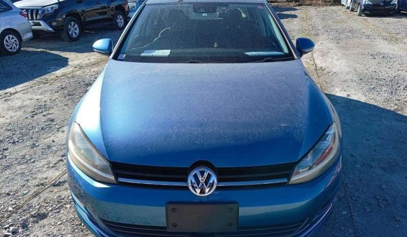 
								Volkswagen Golf Automatic Petrol Hatchback full									