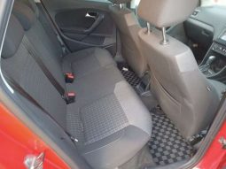 
										Volkswagen Polo full									