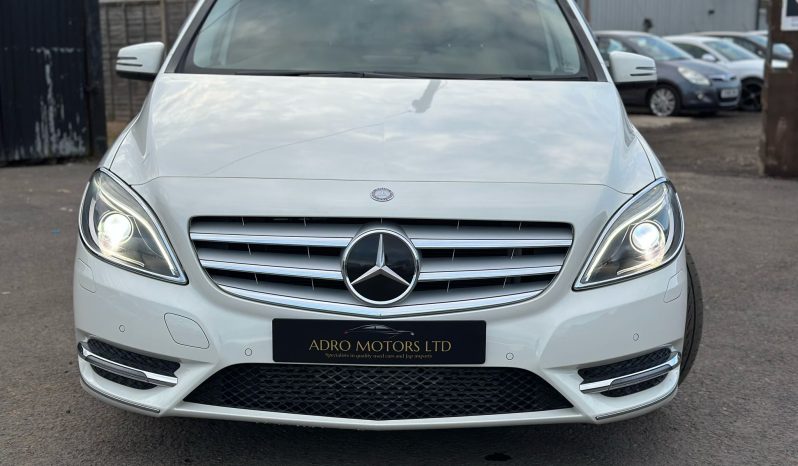 
								Mercedes-Benz B Class MPV full									