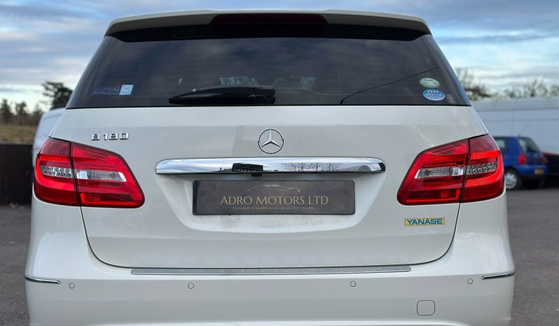 
								Mercedes-Benz B Class MPV full									