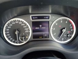 
										Mercedes-Benz B Class MPV full									