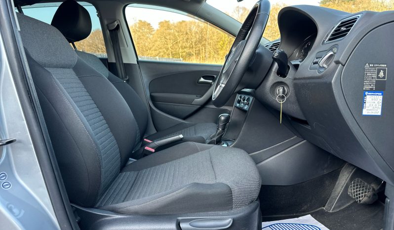 
								Volkswagen Polo 1.2 TSI Bluemotion DSG full									