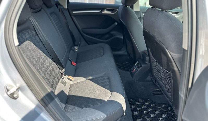 
								Audi A3 1.4 TFSI SE Sportback full									