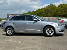 
										Audi A3 1.4 TFSI SE Sportback full									