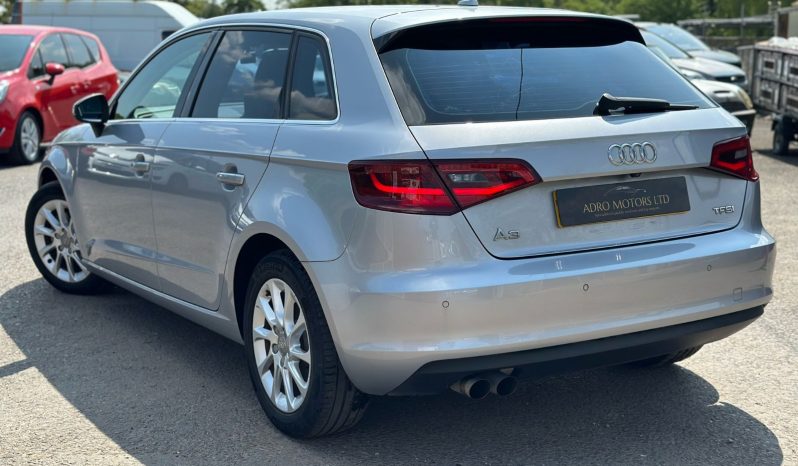 
								Audi A3 1.4 TFSI SE Sportback full									