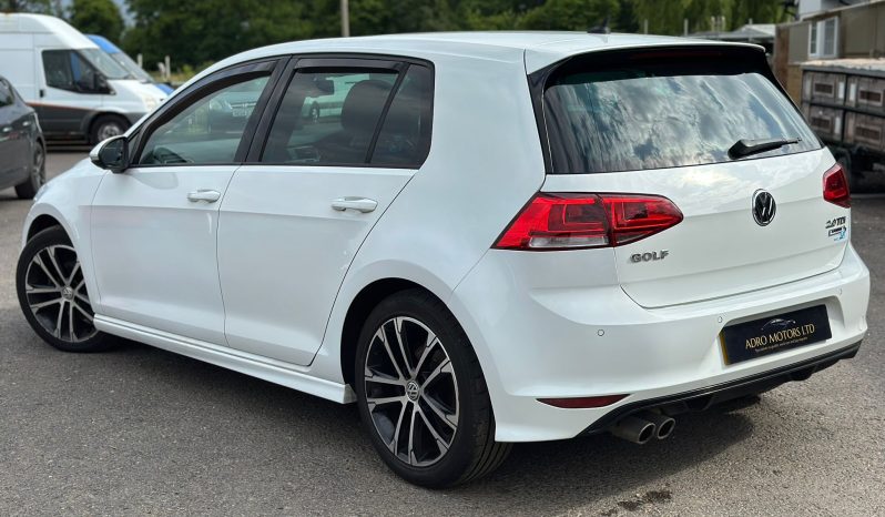
								Volkswagen Golf 2.0 TDI R Line DSG Automatic full									