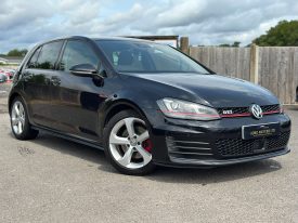 Volkswagen Golf GTI 2.0 TSI Bluemotion Tech DSG