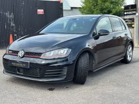 Volkswagen Golf GTI 2.0 TSI Bluemotion Tech DSG