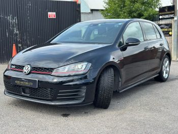 Volkswagen Golf GTI 2.0 TSI Bluemotion Tech DSG