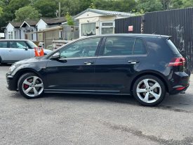 Volkswagen Golf GTI 2.0 TSI Bluemotion Tech DSG