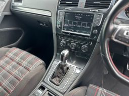 
										Volkswagen Golf GTI 2.0 TSI Bluemotion Tech DSG full									