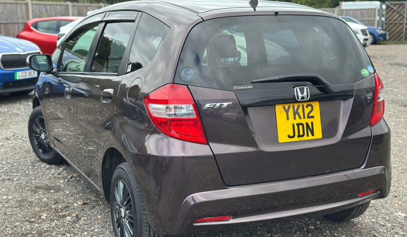 
								Honda Fit 1.3 Petrol Automatic Hatchback full									