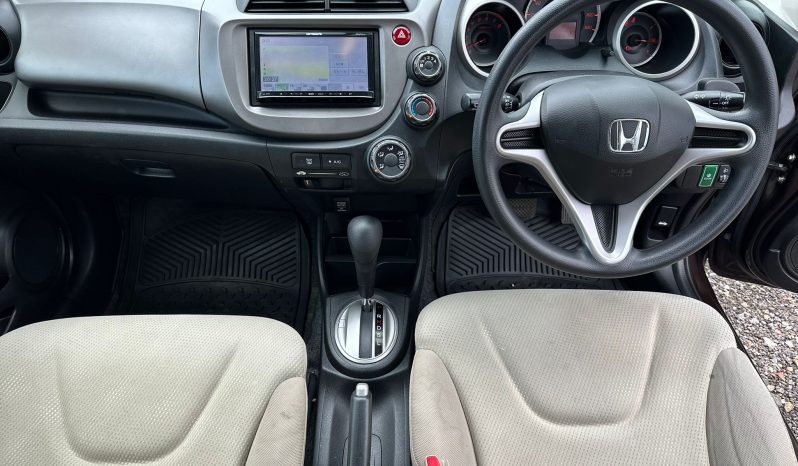 
								Honda Fit 1.3 Petrol Automatic Hatchback full									