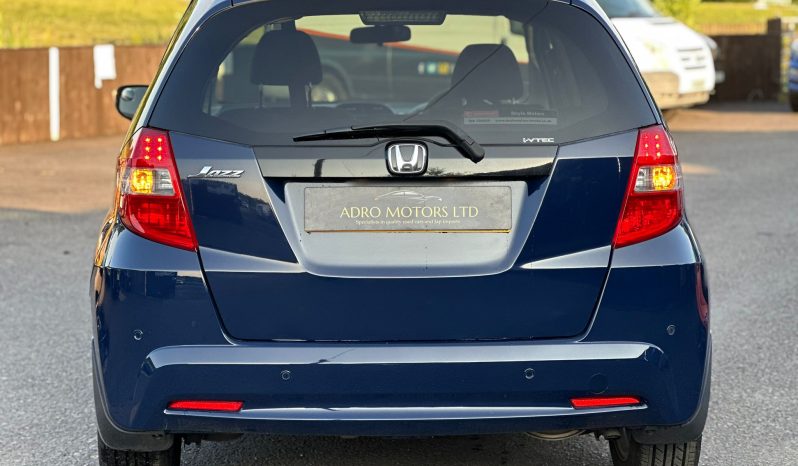 
								Honda Jazz 1.4 i-VTEC EX CVT Automatic Petrol Hatchback full									