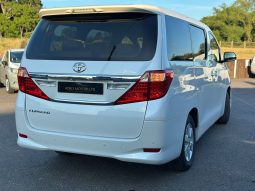 
										Toyota Alphard 2.4 Petrol X Limited 8 seater Automatic MPV full									
