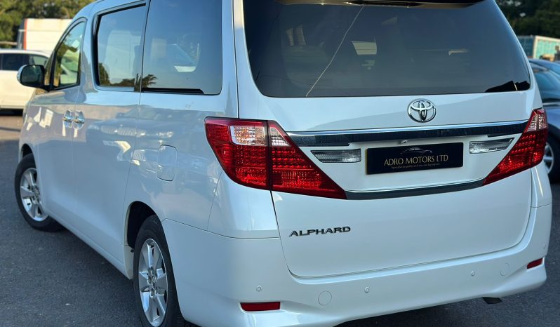 
								Toyota Alphard 2.4 Petrol X Limited 8 seater Automatic MPV full									