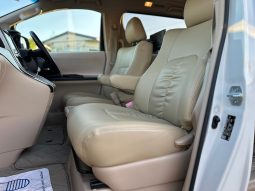 
										Toyota Alphard 2.4 Petrol X Limited 8 seater Automatic MPV full									