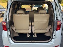 
										Toyota Alphard 2.4 Petrol X Limited 8 seater Automatic MPV full									