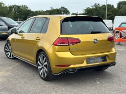 
										Volkswagen Golf R Line 2.0 TDI DSG Automatic Diesel Hatchback full									
