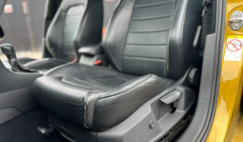 
								Volkswagen Golf R Line 2.0 TDI DSG Automatic Diesel Hatchback full									