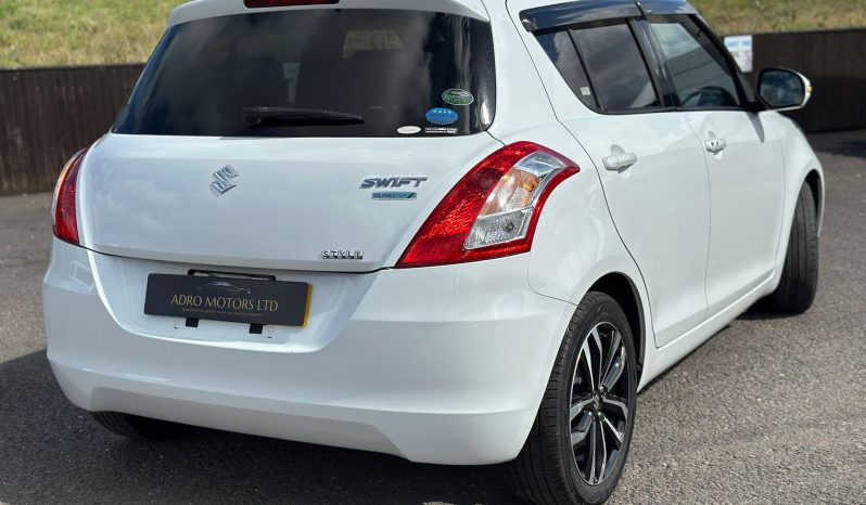 
								Suzuki Swift SZ4 1.2 Automatic Petrol Hatchback full									