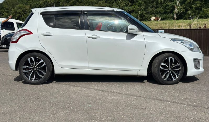 
								Suzuki Swift SZ4 1.2 Automatic Petrol Hatchback full									