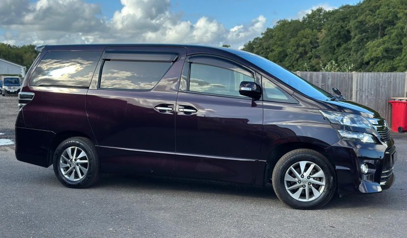 
								Toyota Vellfire Hybird 2.4 ZR 7 Seater Automatic Petrol Hybrid MPV full									
