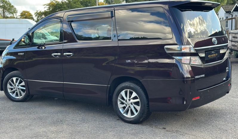 
								Toyota Vellfire Hybird 2.4 ZR 7 Seater Automatic Petrol Hybrid MPV full									