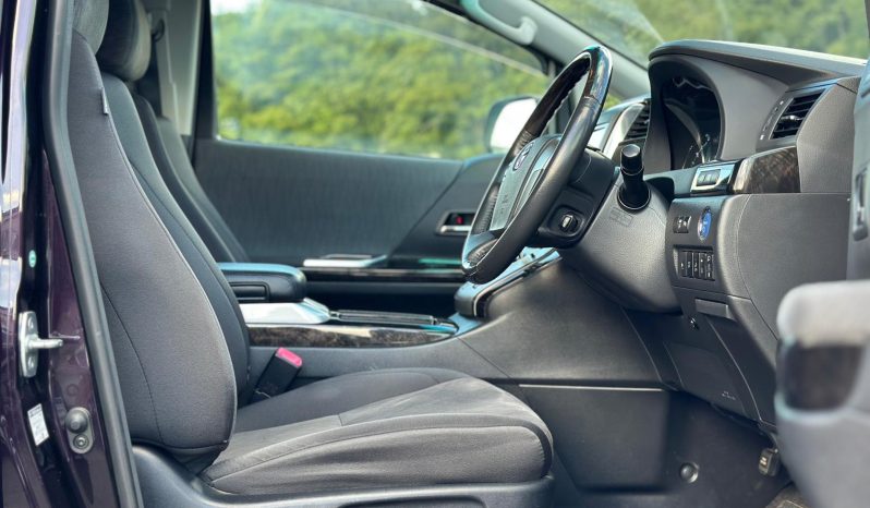 
								Toyota Vellfire Hybird 2.4 ZR 7 Seater Automatic Petrol Hybrid MPV full									
