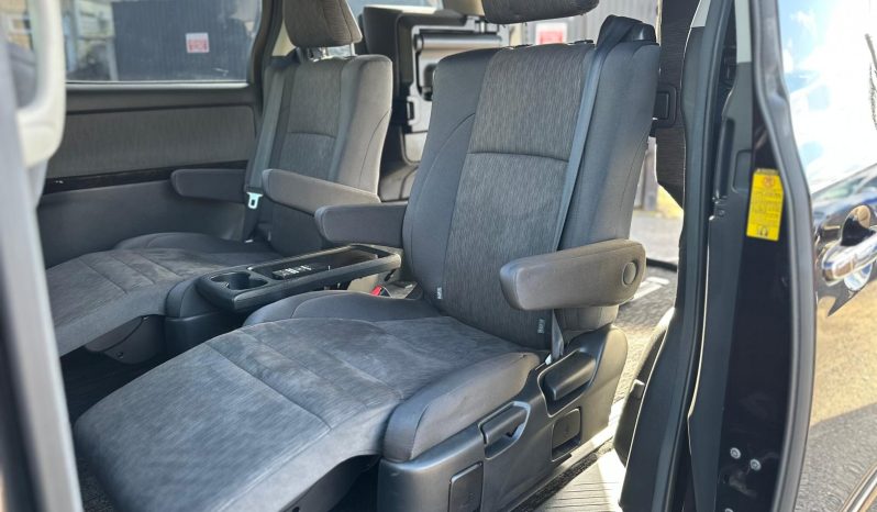 
								Toyota Vellfire Hybird 2.4 ZR 7 Seater Automatic Petrol Hybrid MPV full									