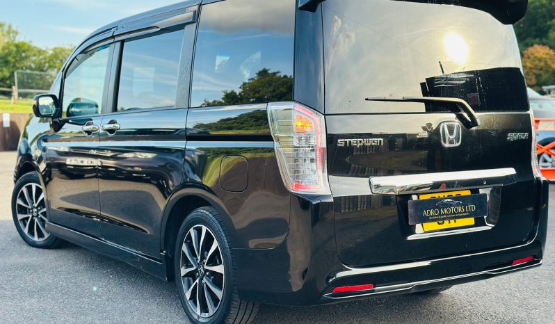 
								Honda Stepwagon 2.0 Spada 8 Seater Automatic Petrol MPV full									